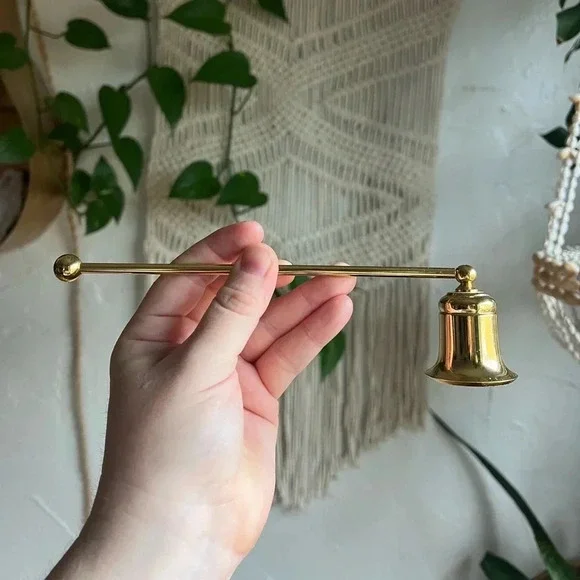Vintage Gold Candle Snuffer - Elegant Brass Metal Candle Extinguisher Tool - Picture 3 of 10